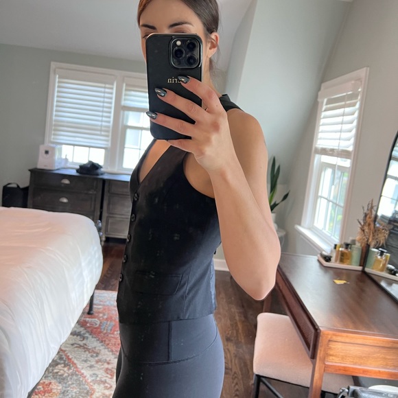 2000s H&M black suiting vest - Picture 2 of 7